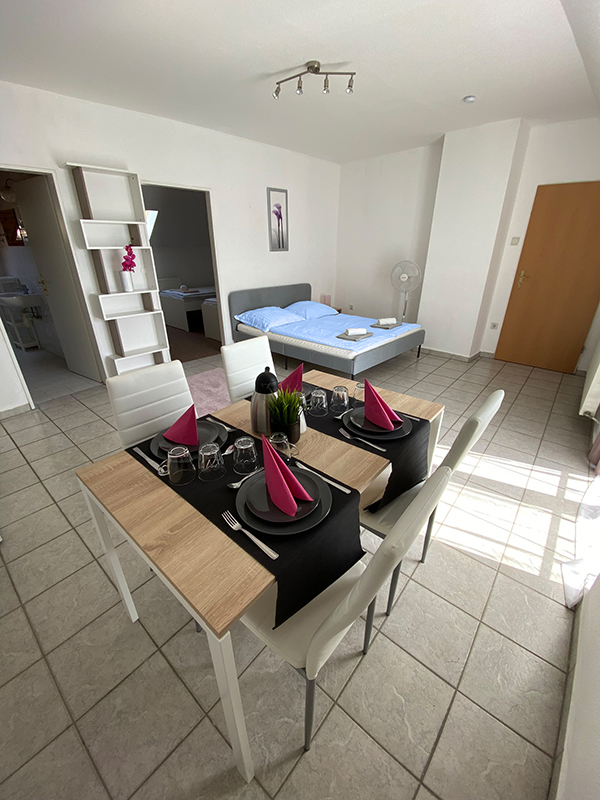 Deluxe Quadruple Room 2